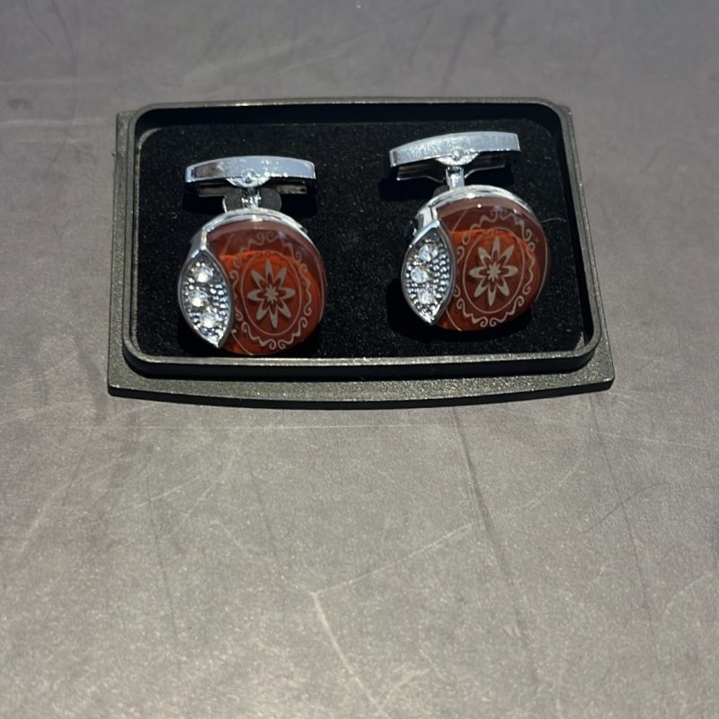 Cufflinks