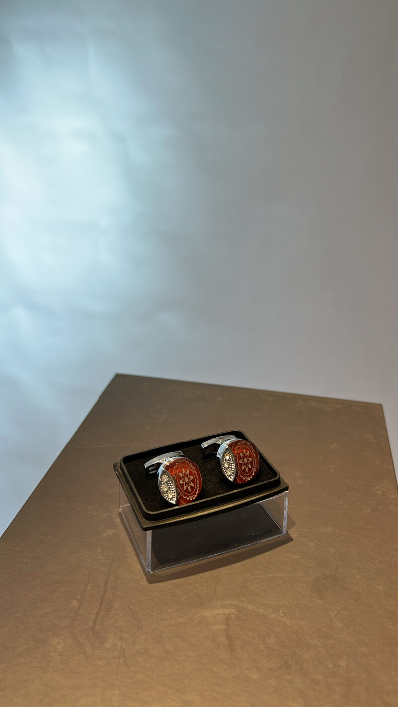 Cufflinks